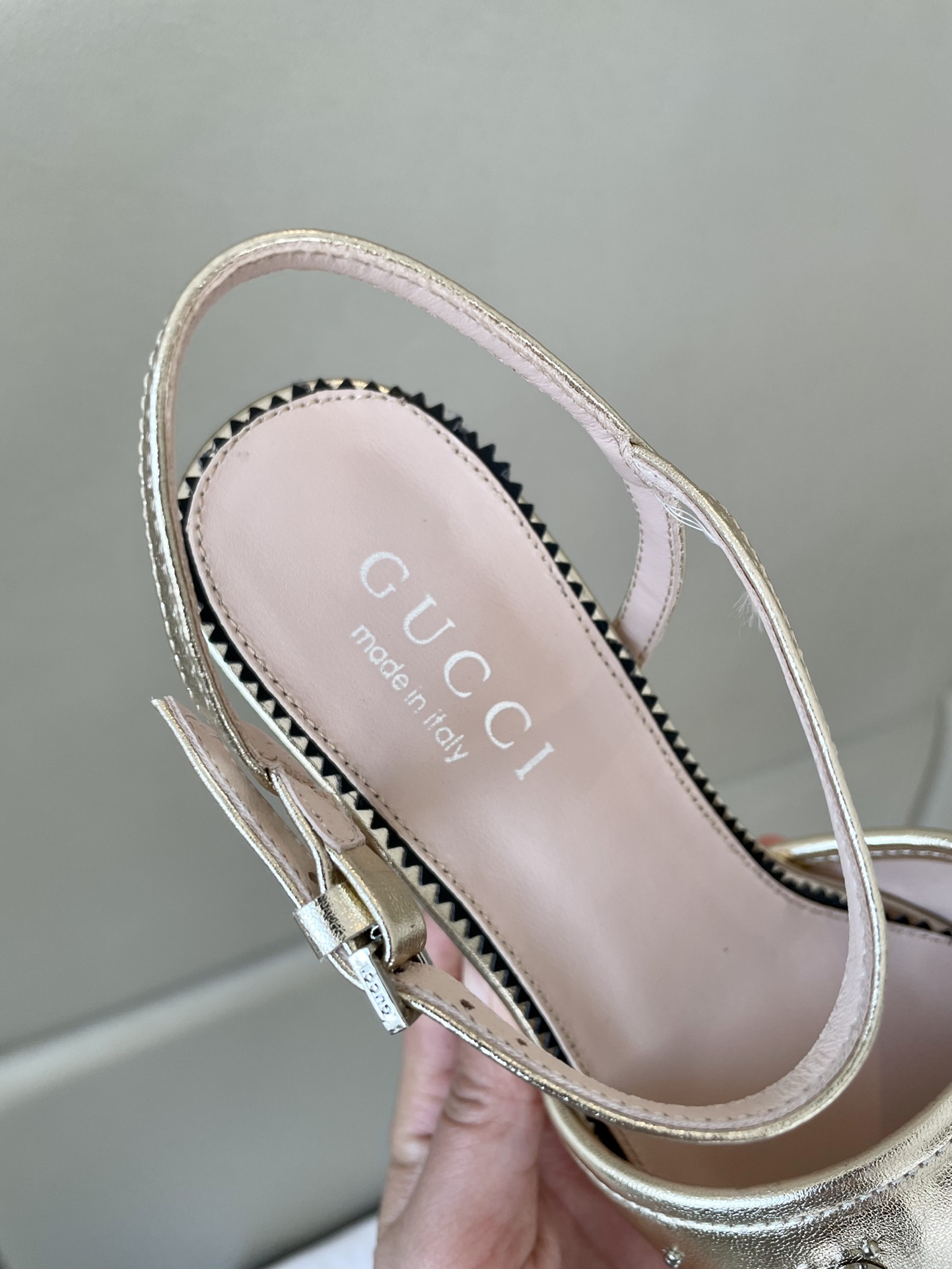 GUCCI SANDALS