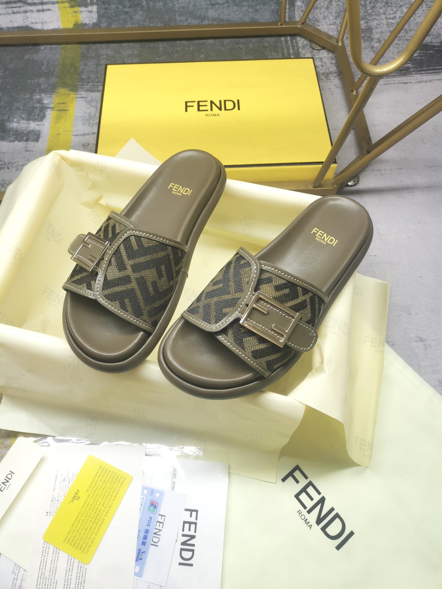 FENDI SLIDES