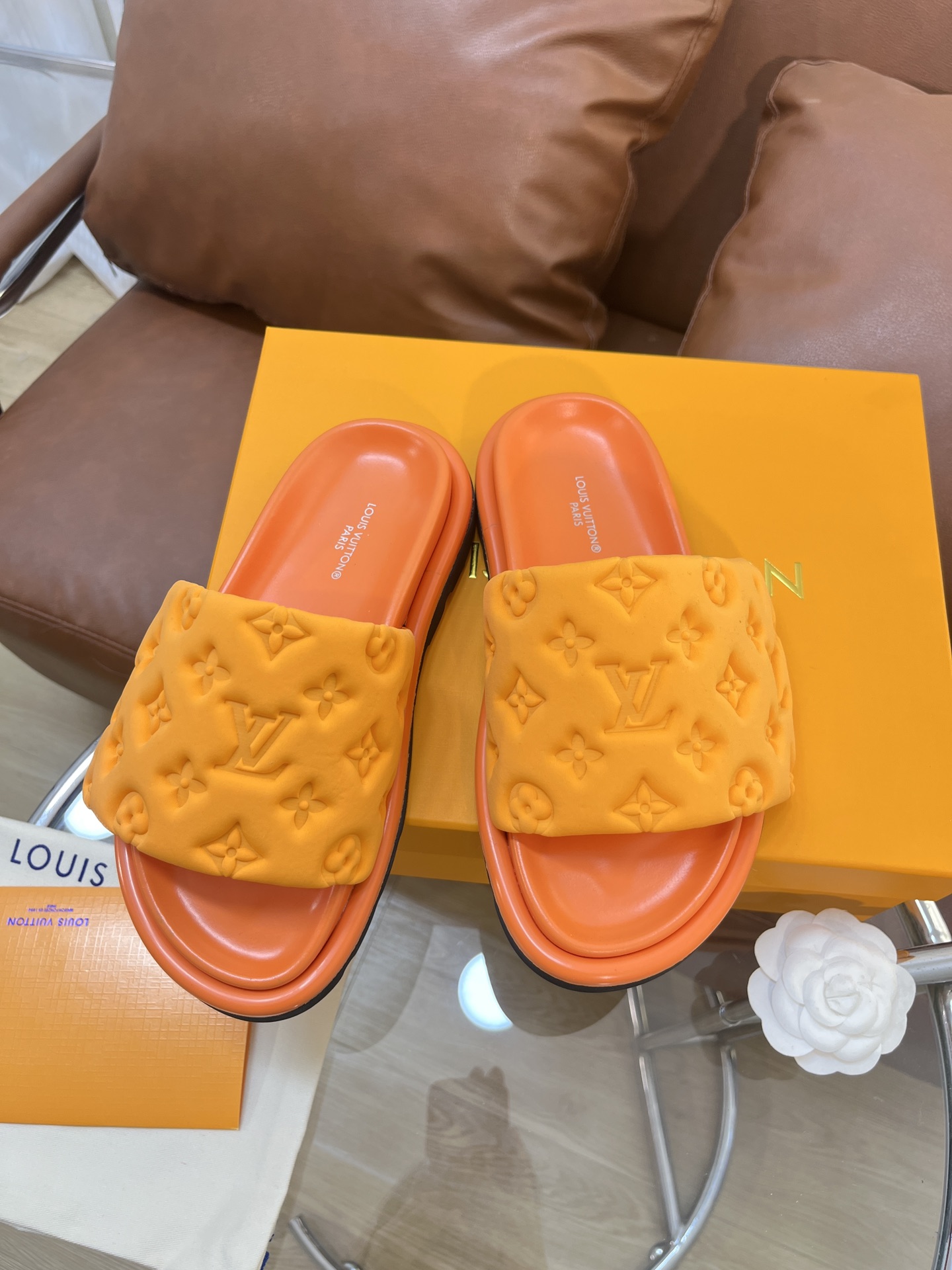 LOUIS VUITTON SLIDES