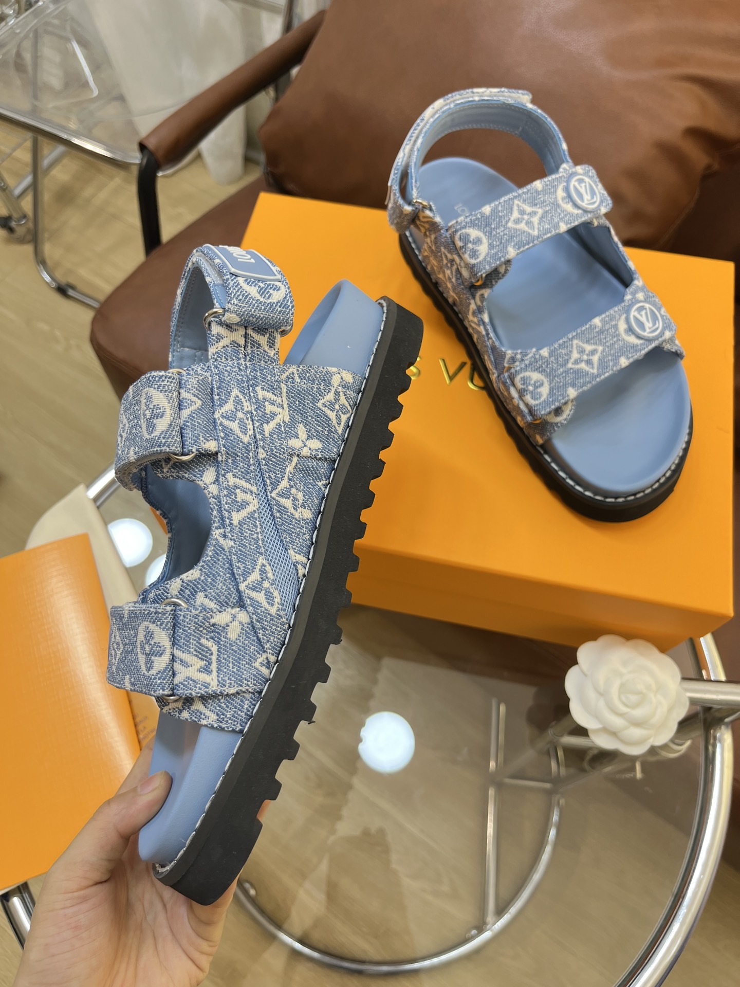 LOUIS VUITTON SANDALS