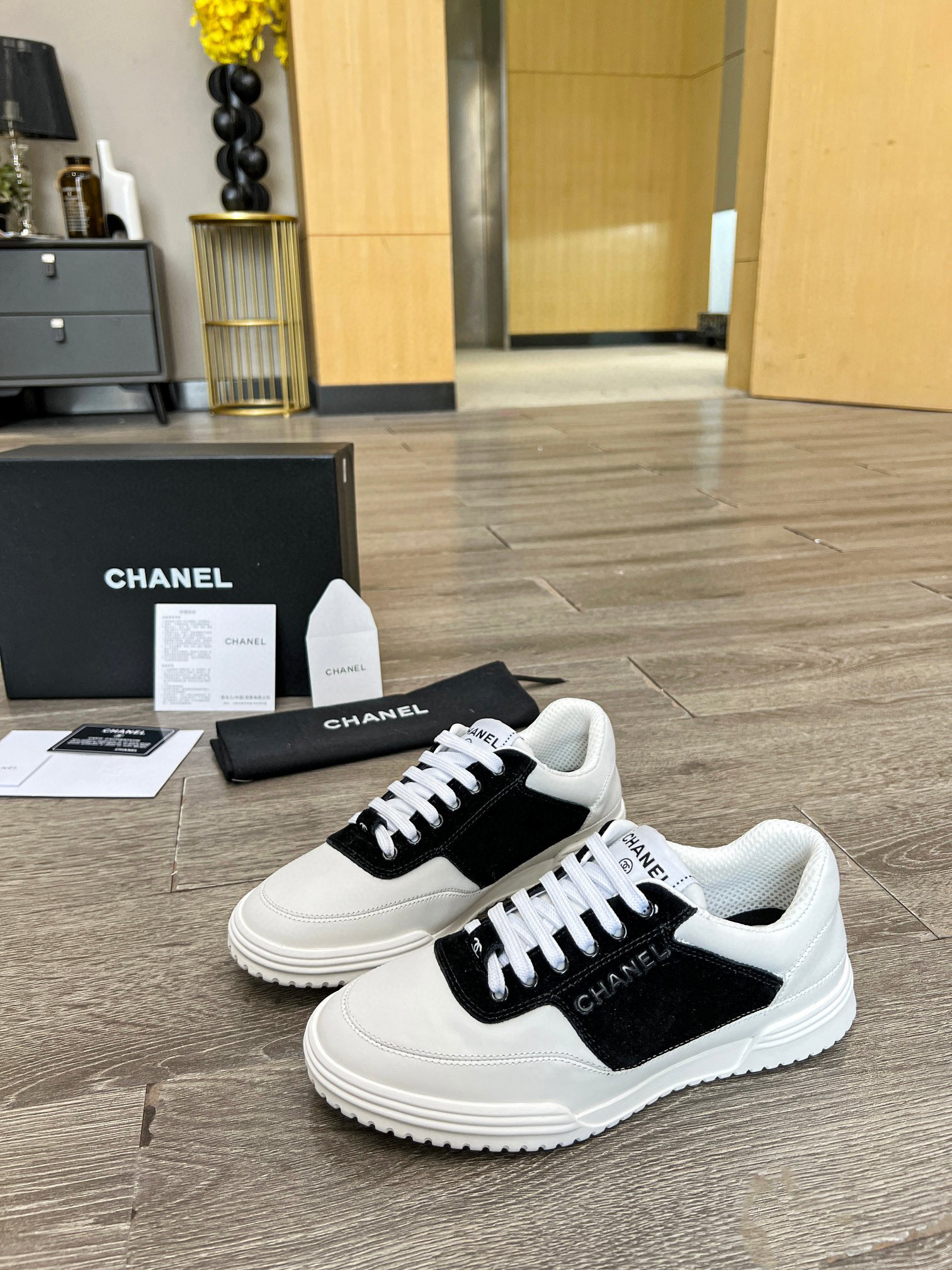CHANEL SNEAKERS