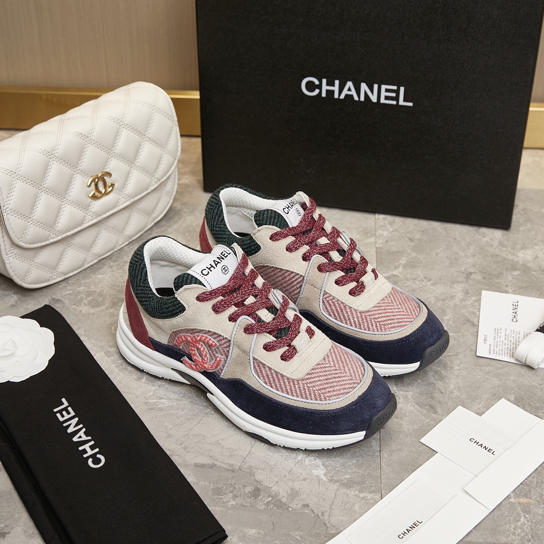 CHANEL SNEAKERS