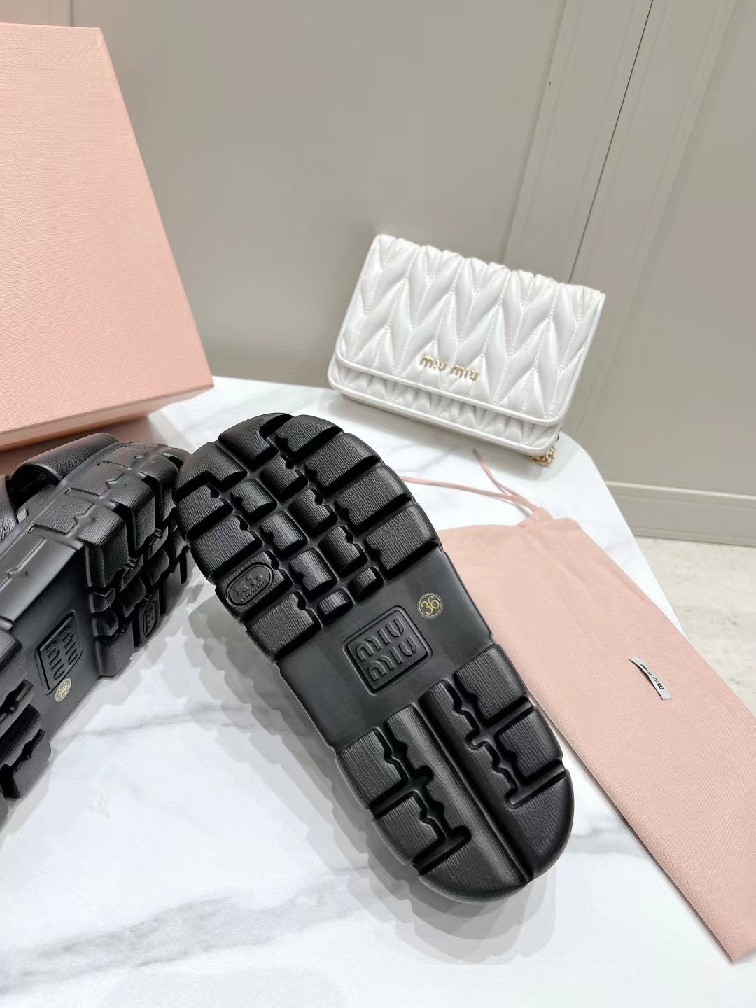 MIUMIU 2024 Top Edition Sheepskin Sandals