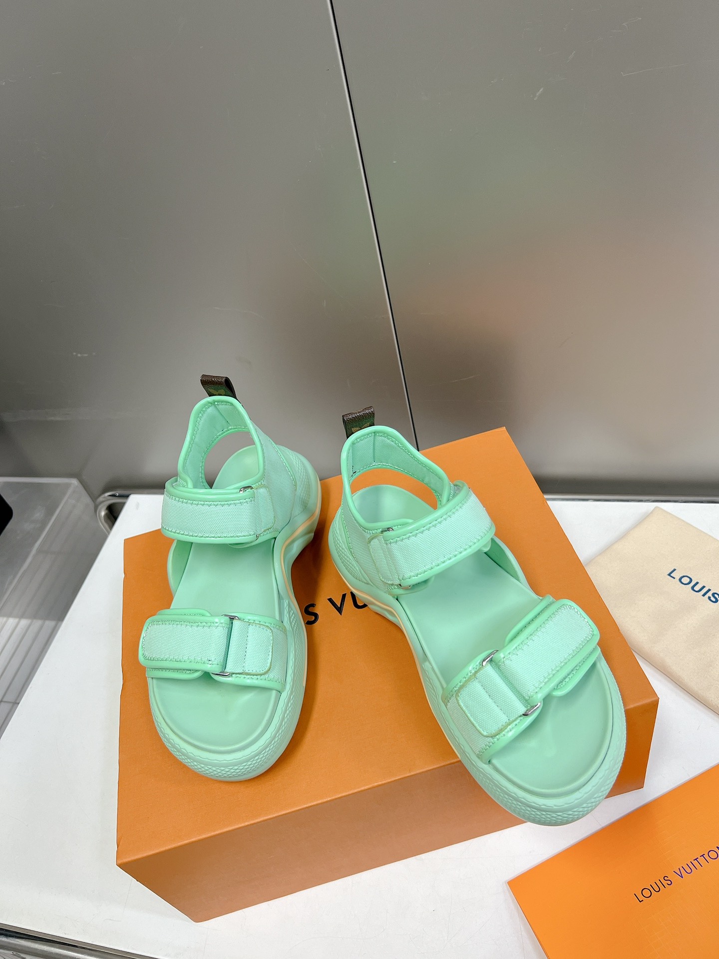 LOUIS VUITTON SANDALS