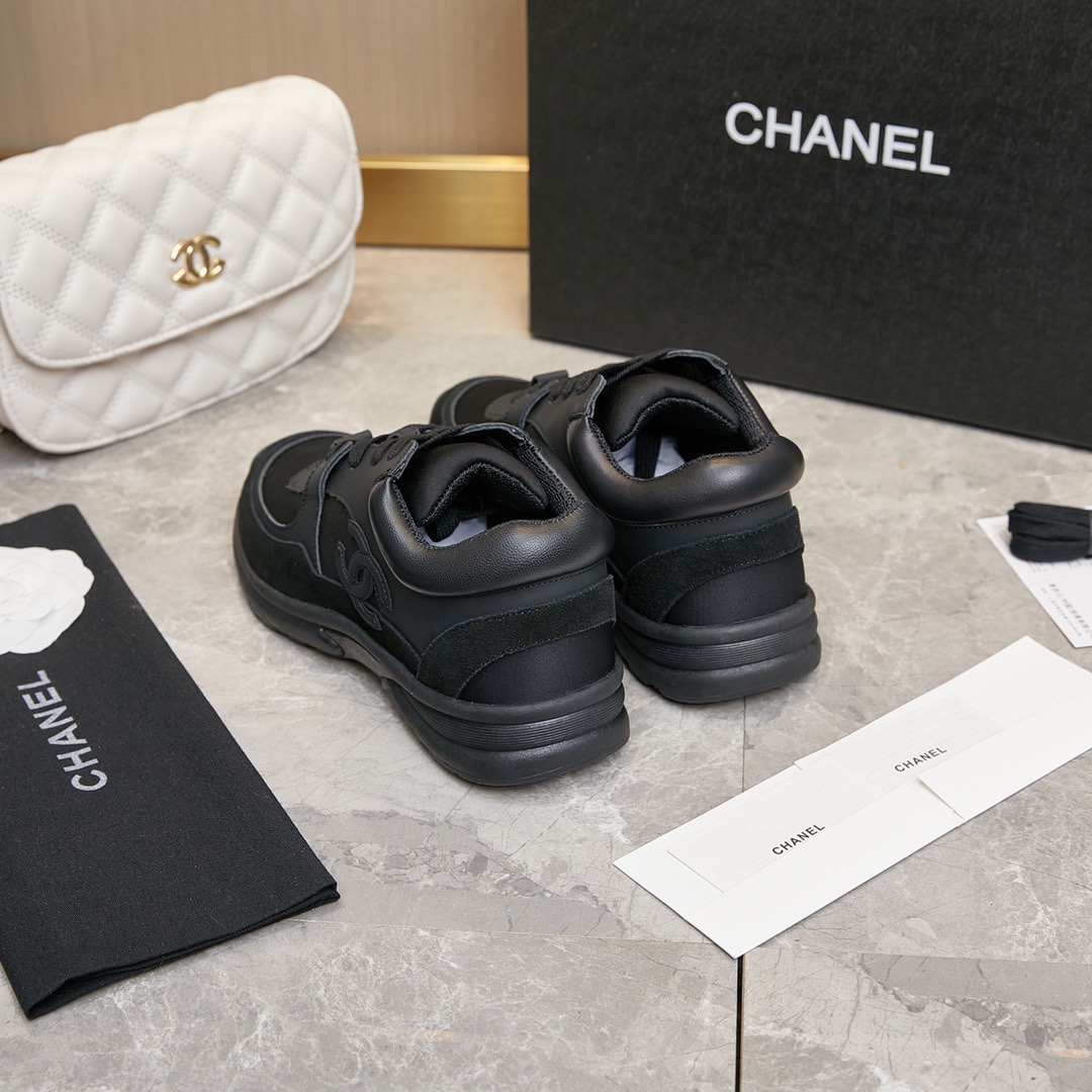 CHANEL SNEAKERS