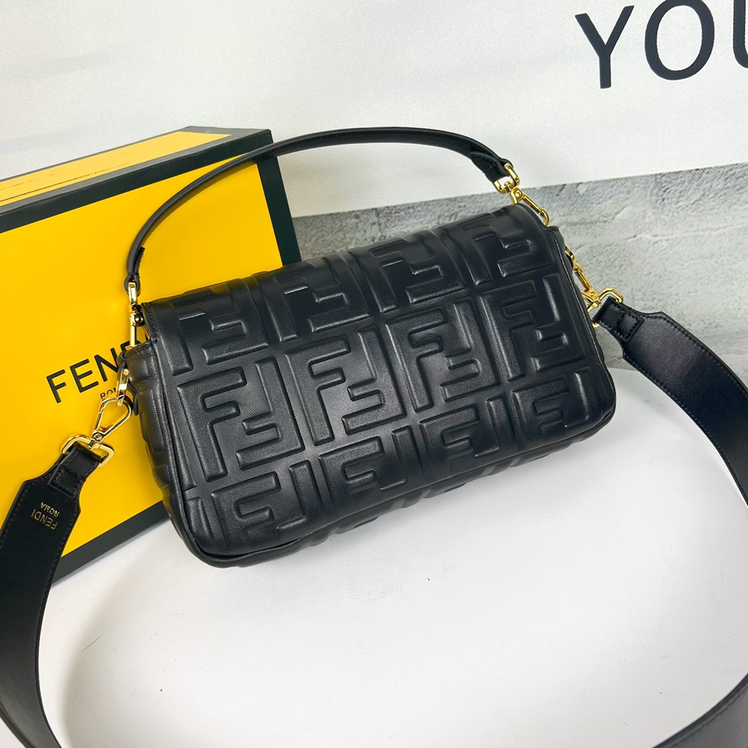 FENDI BAG