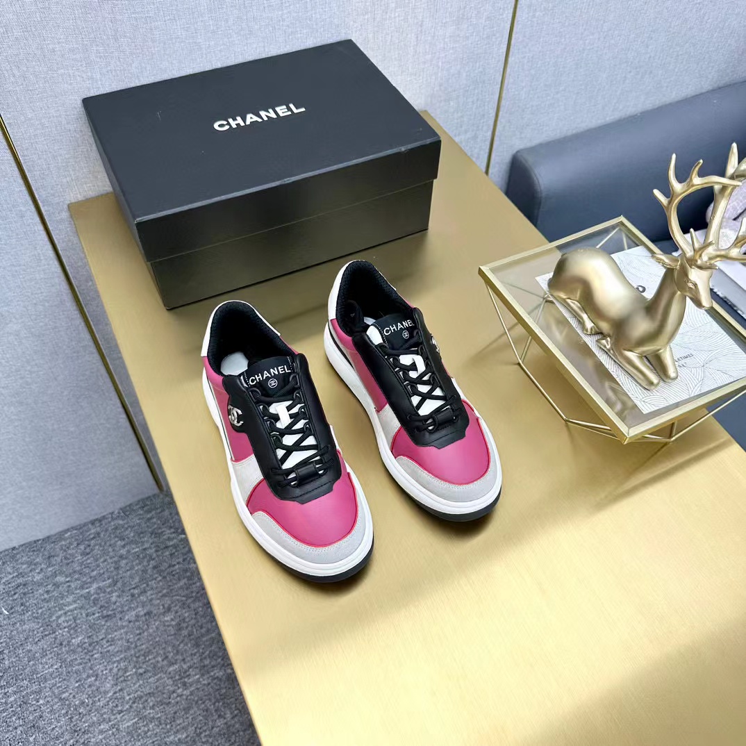 CHANEL SNEAKERS