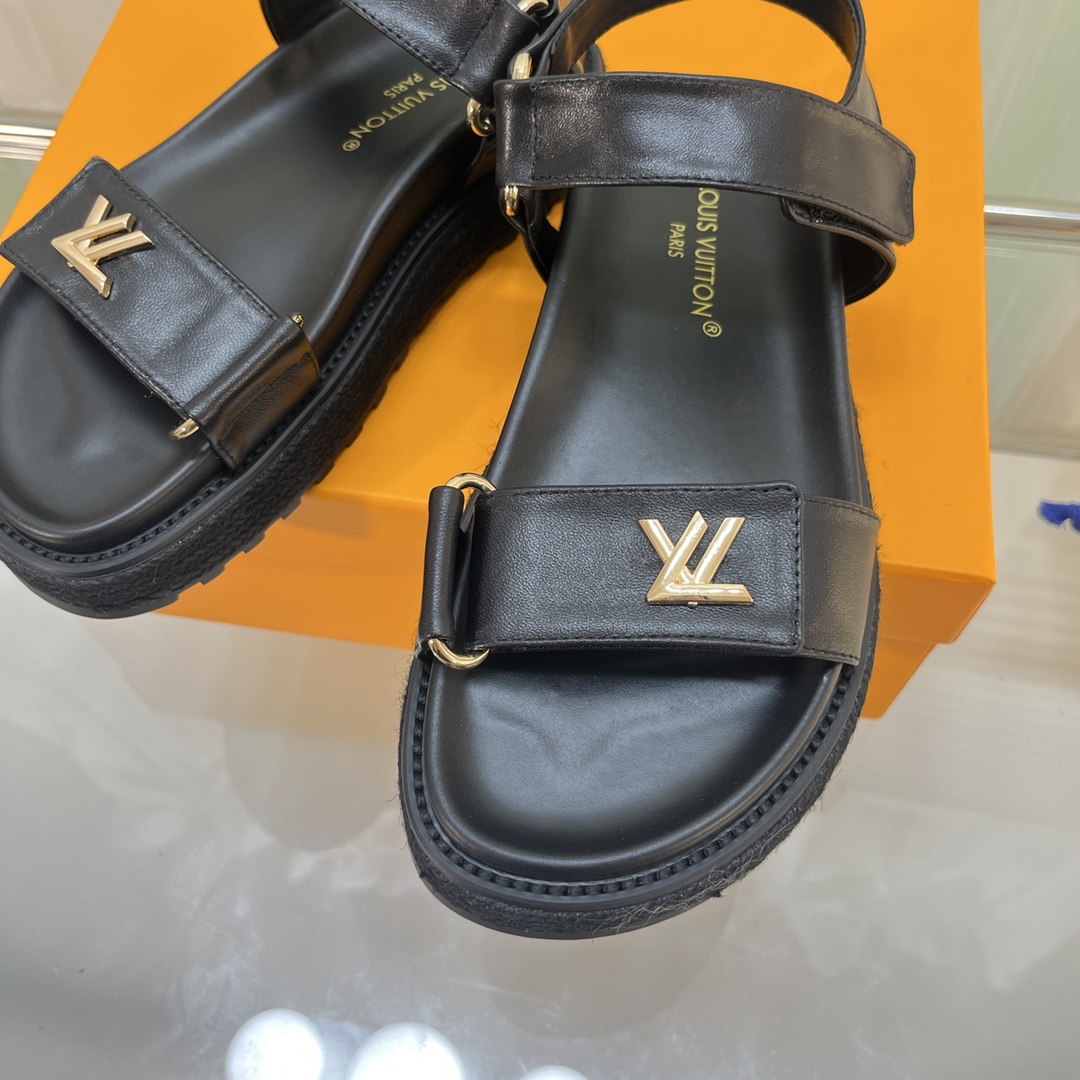 LOUIS VUITTON SANDALS