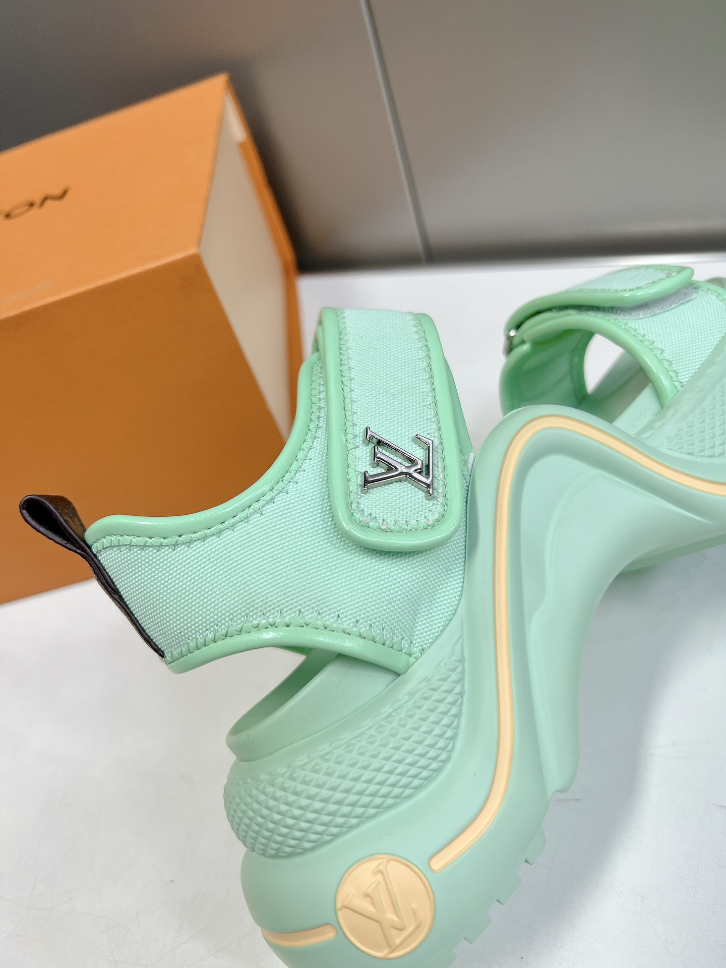 LOUIS VUITTON SANDALS