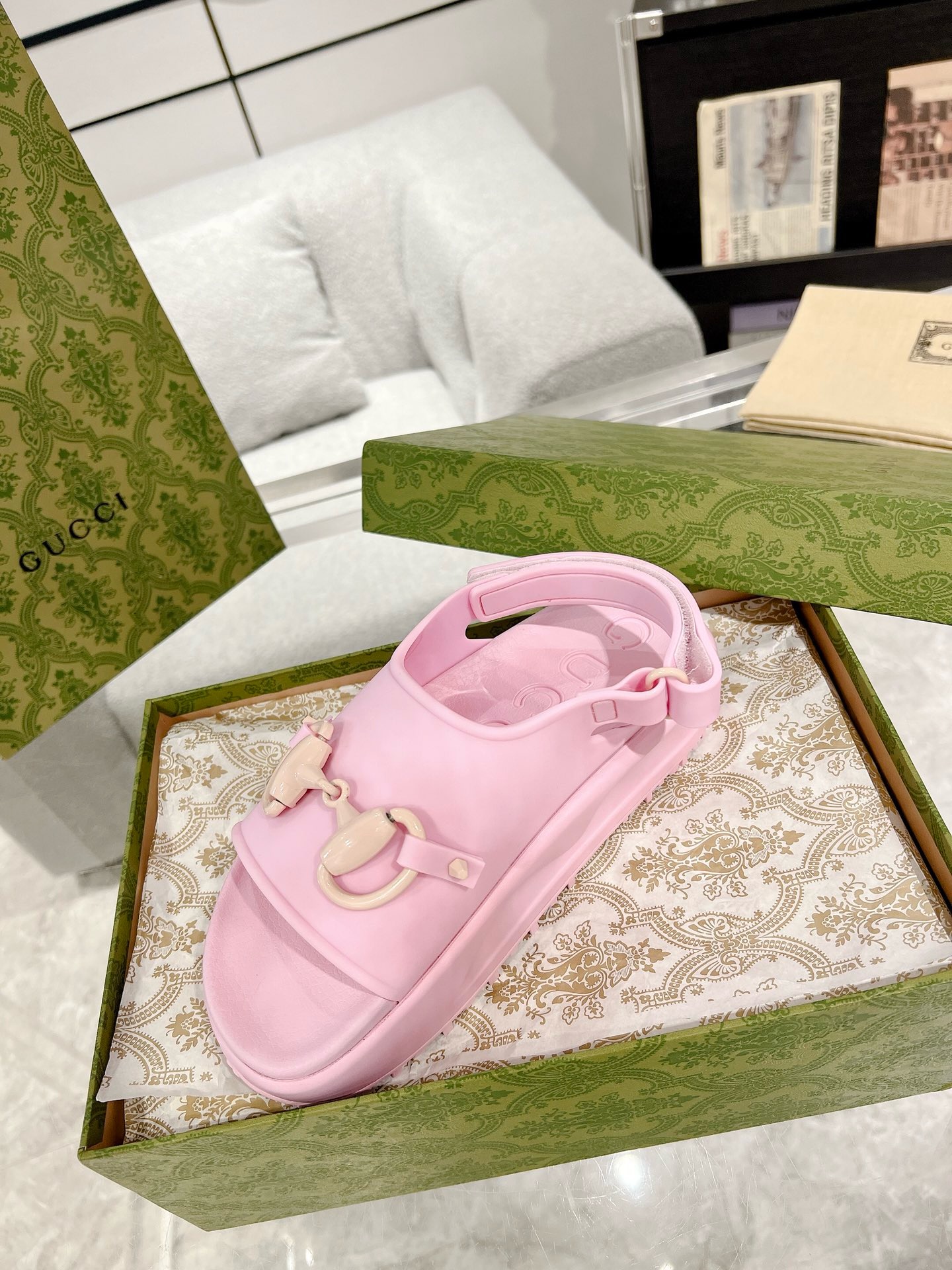 GUCCI Horse-bit buckle platform sandals