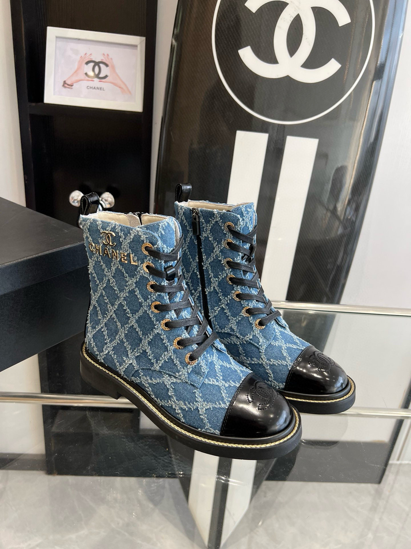 CHANEL Rhombic booties