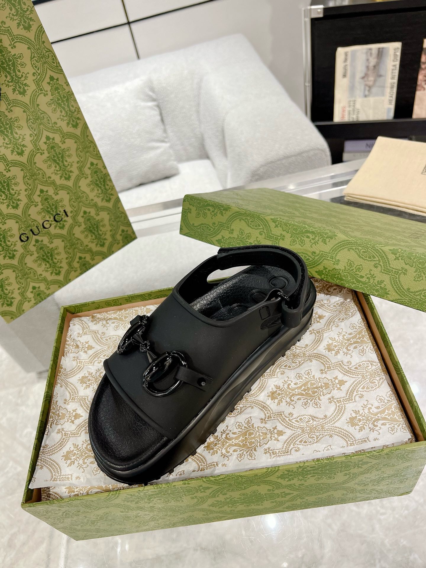 GUCCI Horse-bit buckle platform sandals