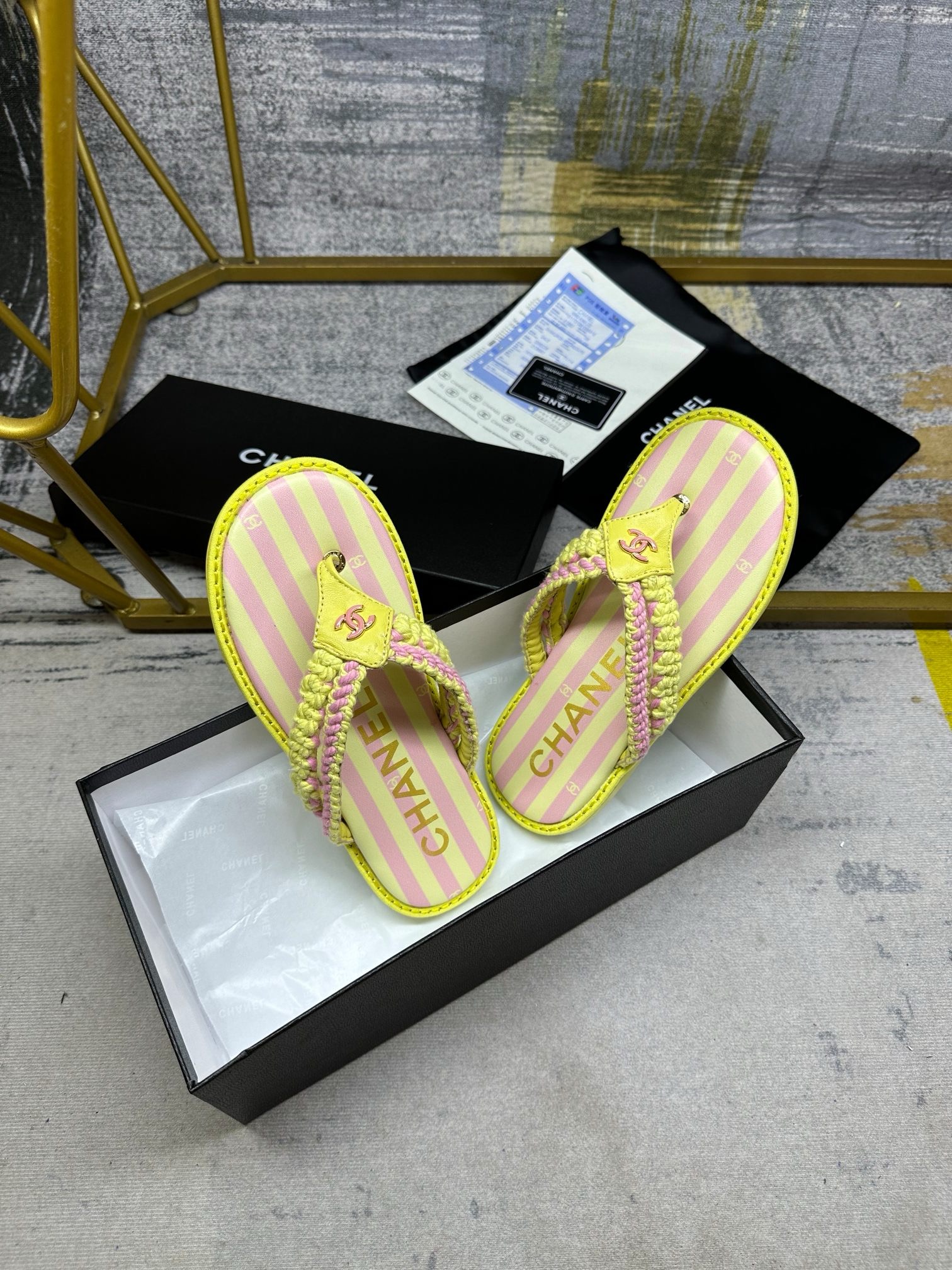 CHANEL Clip-on slippers