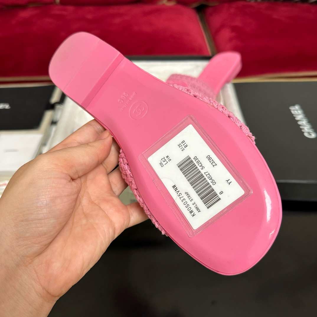 CHANEL  coco beach Woven slippers