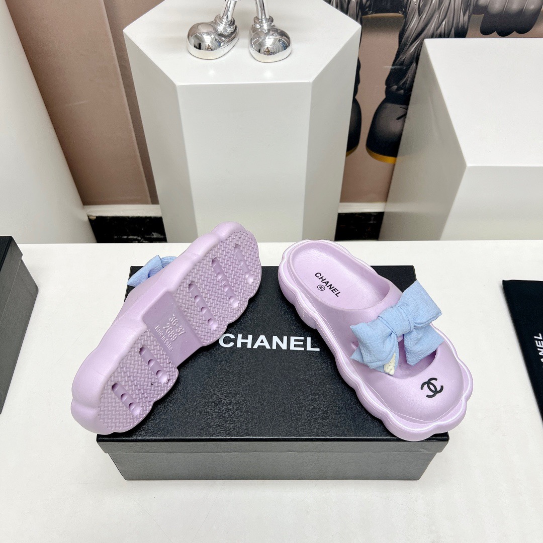 CHANEL Bow tie sponge cake slippers