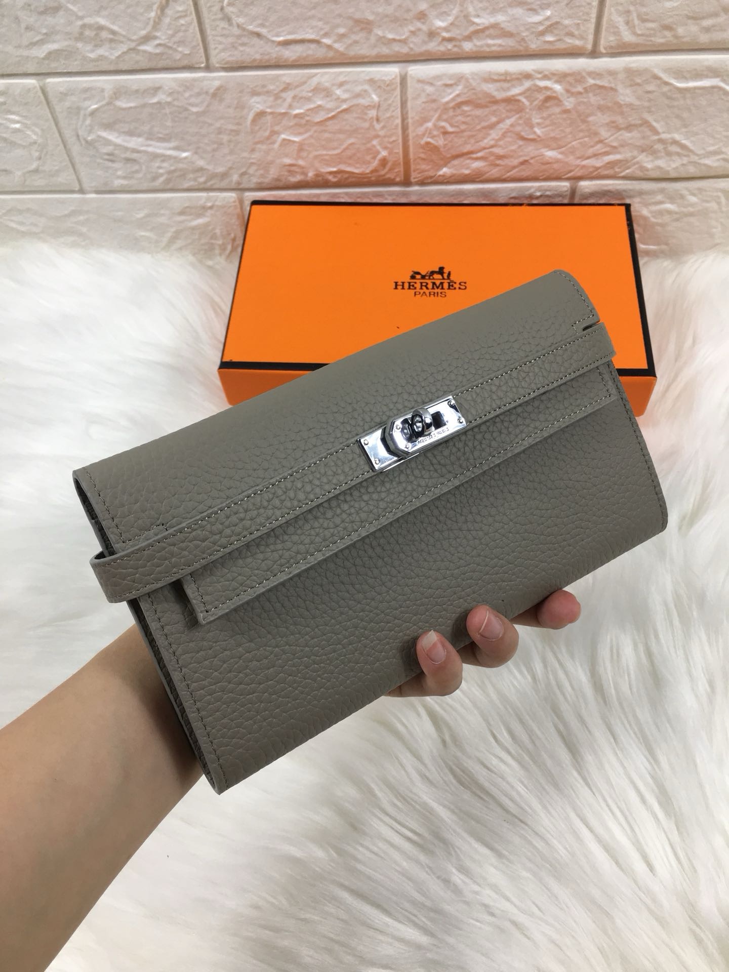 Hermes wallet bag