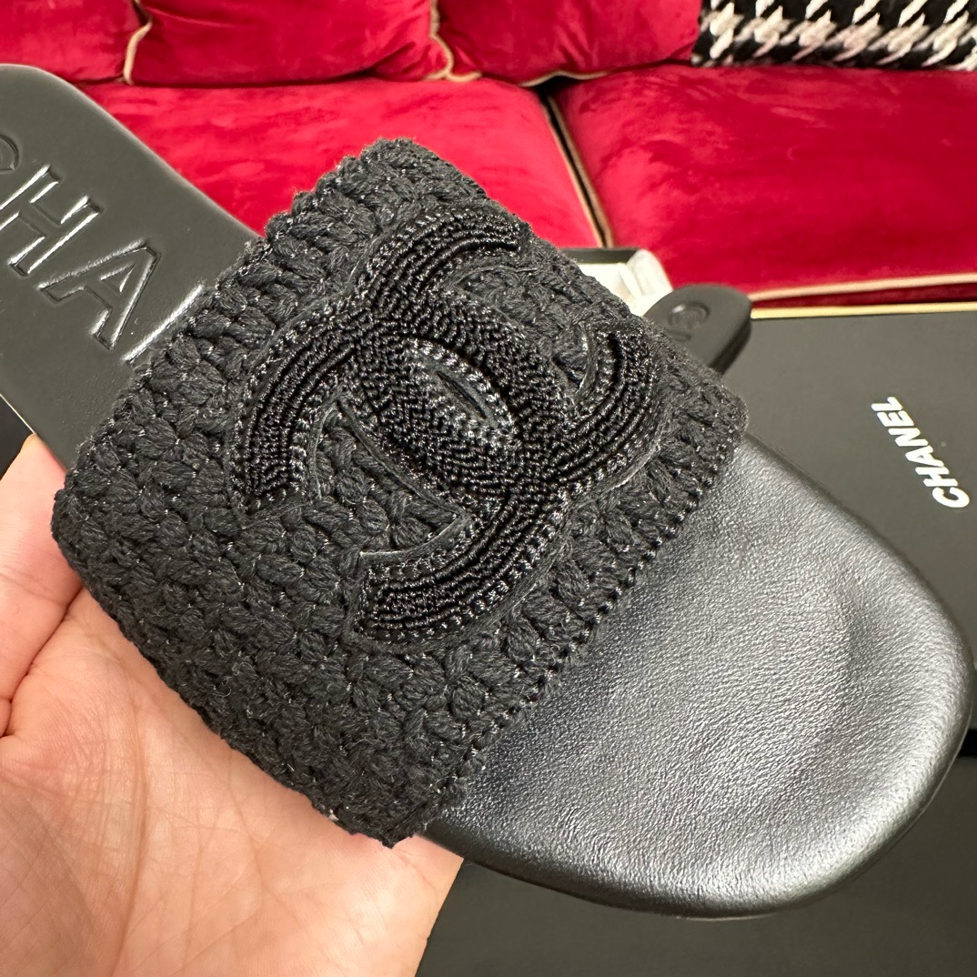 CHANEL  coco beach Woven slippers