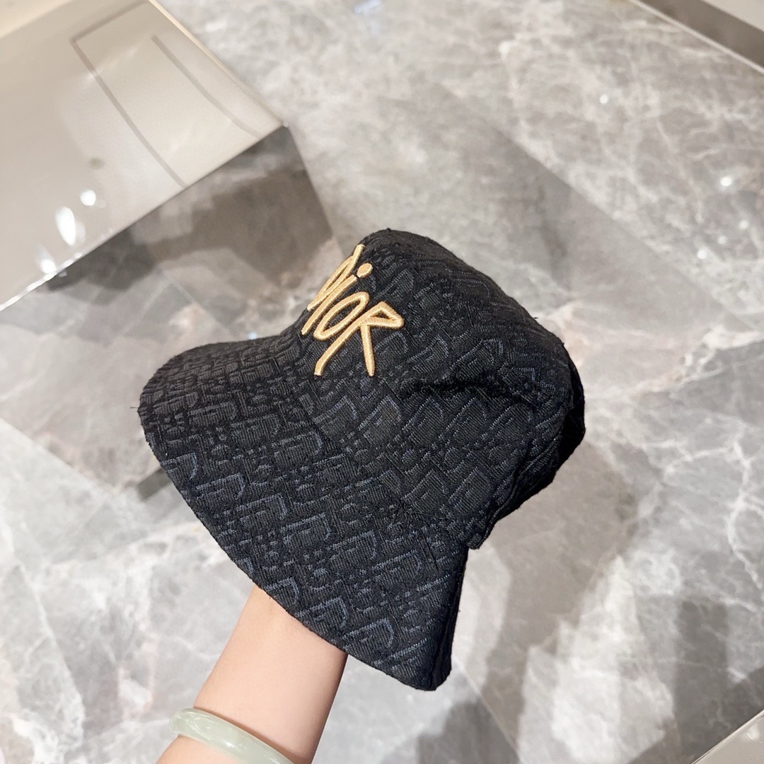 DIOR cap