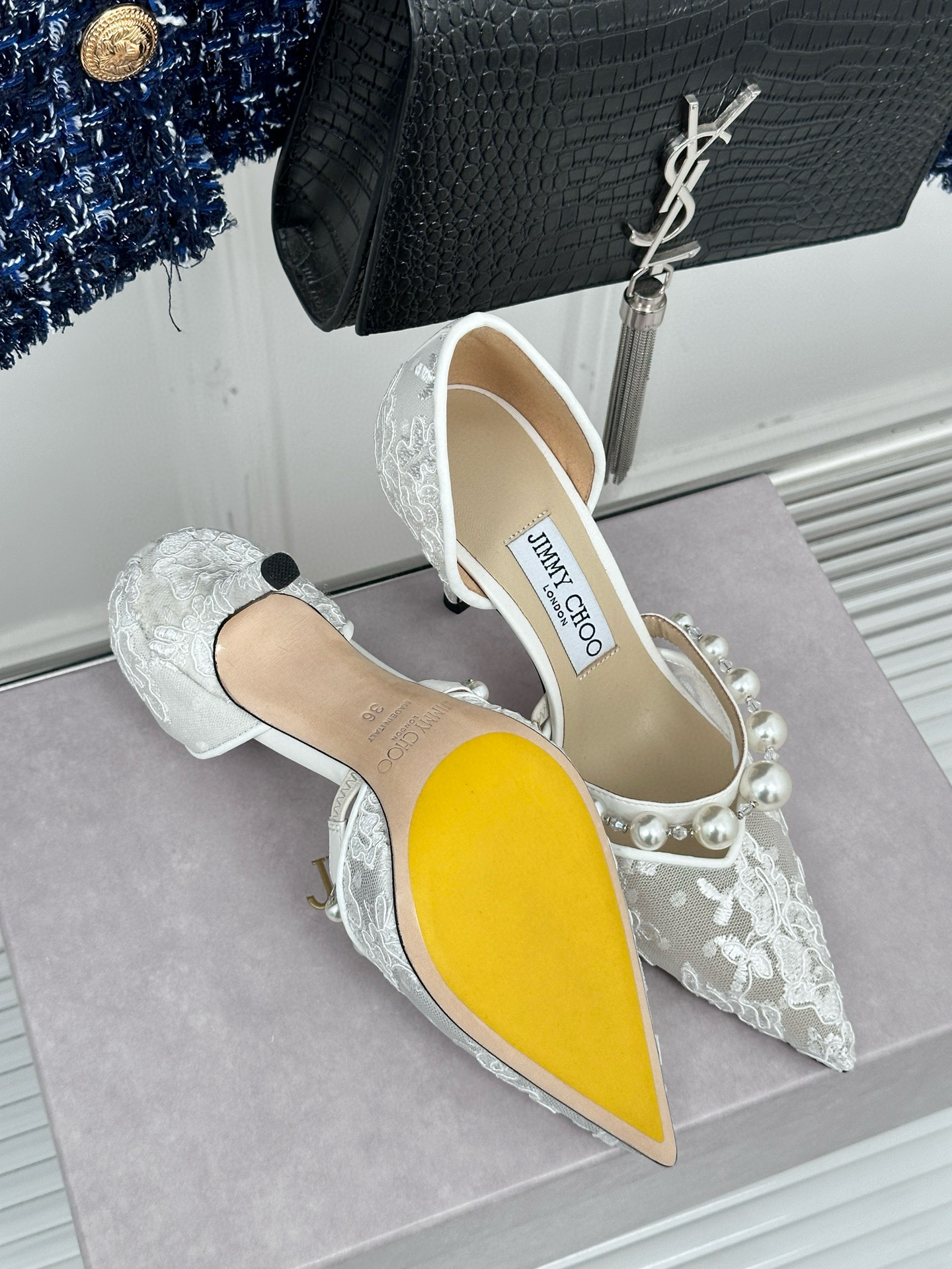 Jimmy Choo  Classic pearl lace high heels Imported lace fabric size 35-40
