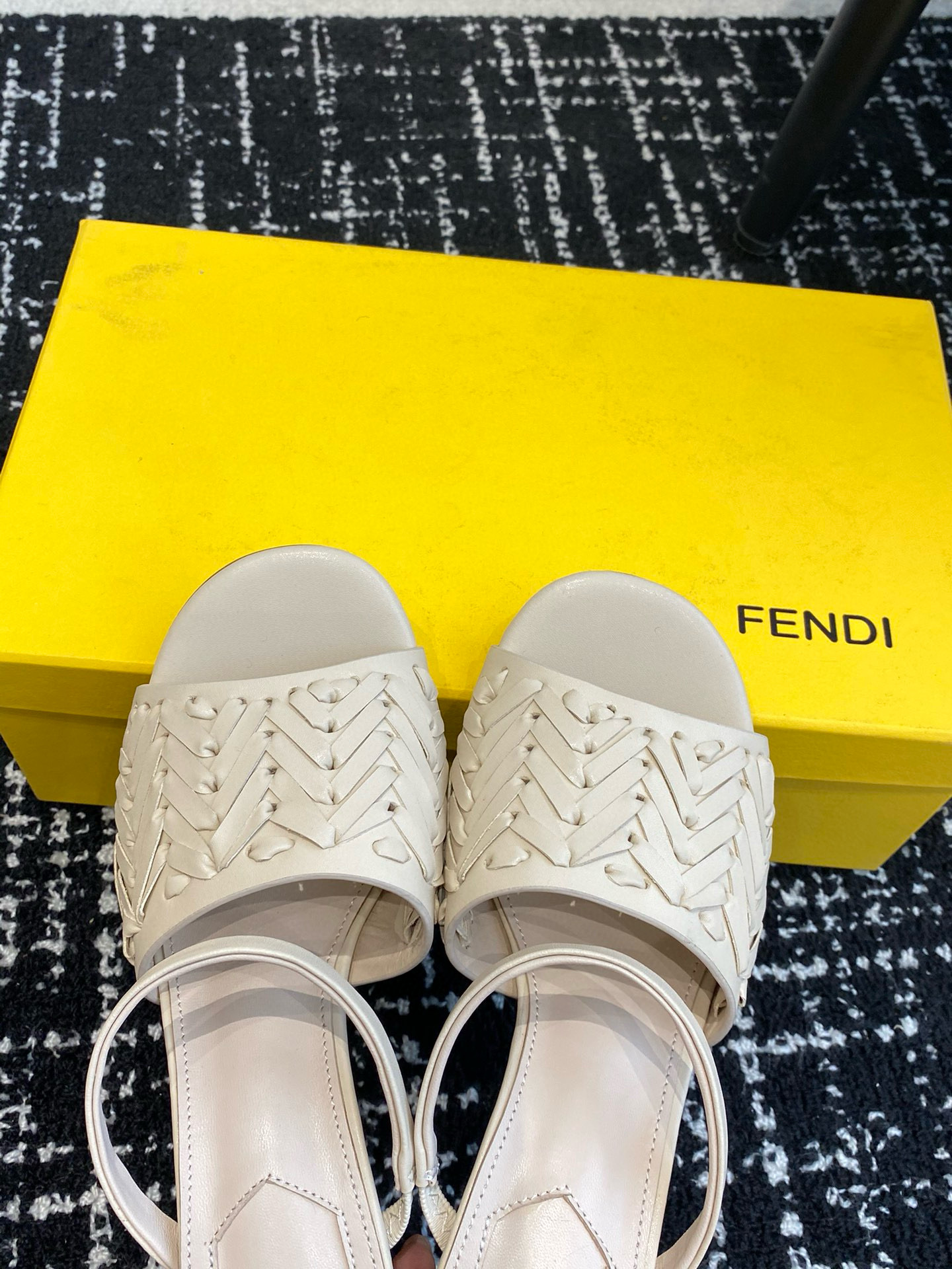 Fendi Knitted high heels