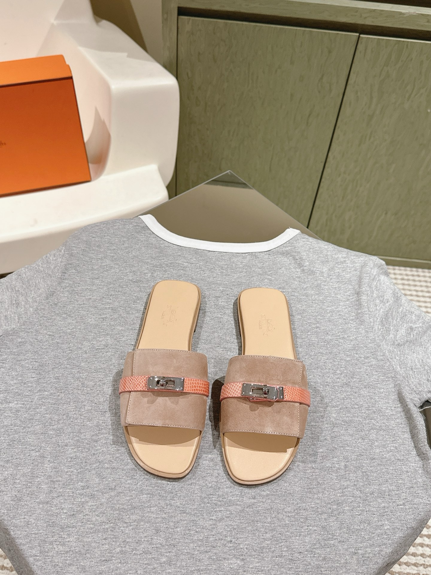 Hermes Kelly scuff slippers