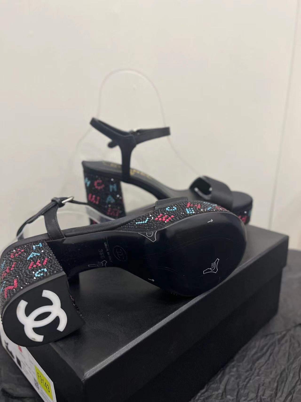 2024 CHANEL Thick heeled waterproof platform with diamond heel sandals