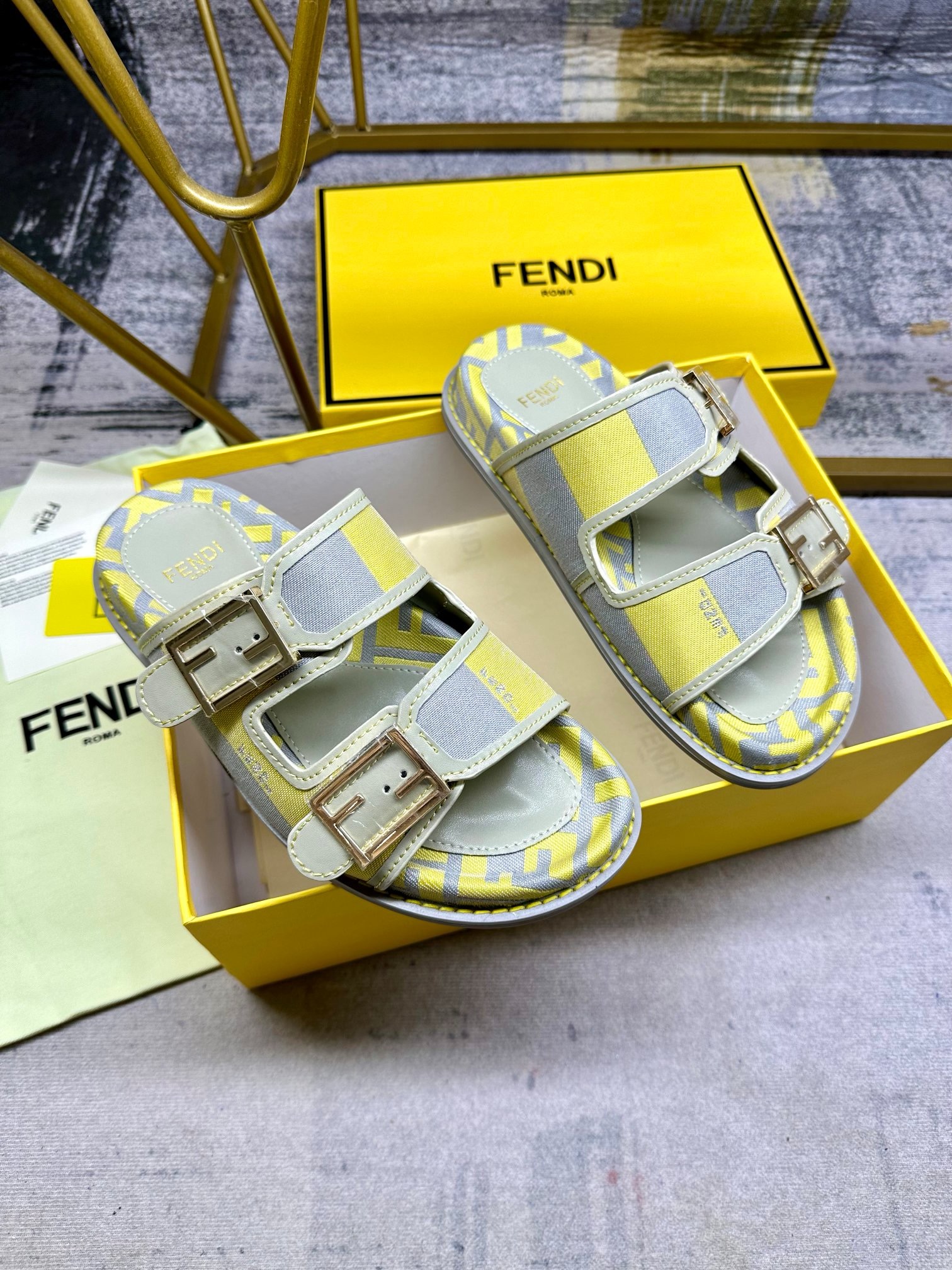 Fendi Double-strap slippers