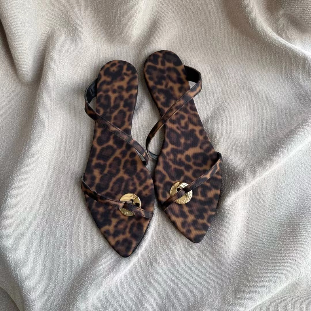SAINT LAUREN YSL Slippers with feet