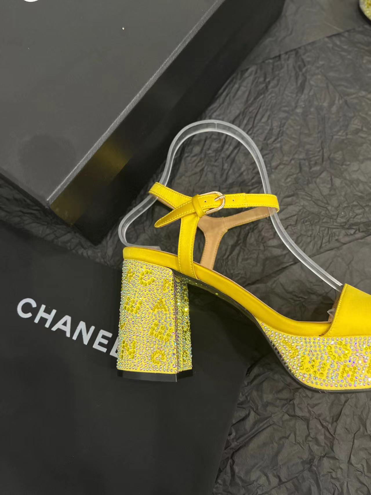 2024 CHANEL Thick heeled waterproof platform with diamond heel sandals