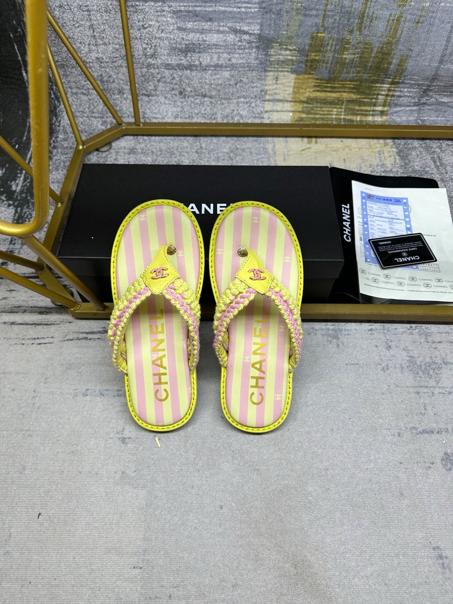 CHANEL Clip-on slippers