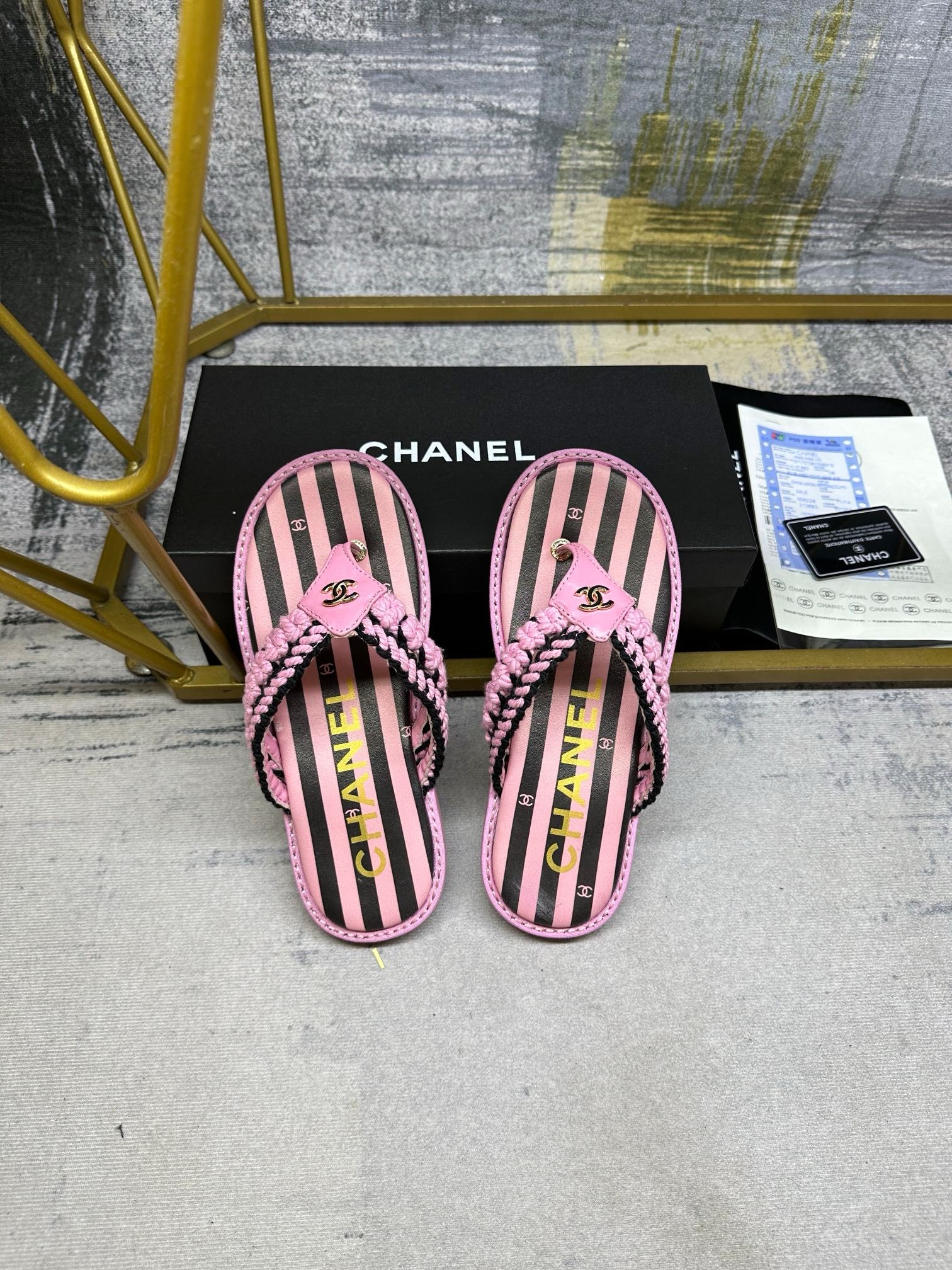 CHANEL Clip-on slippers