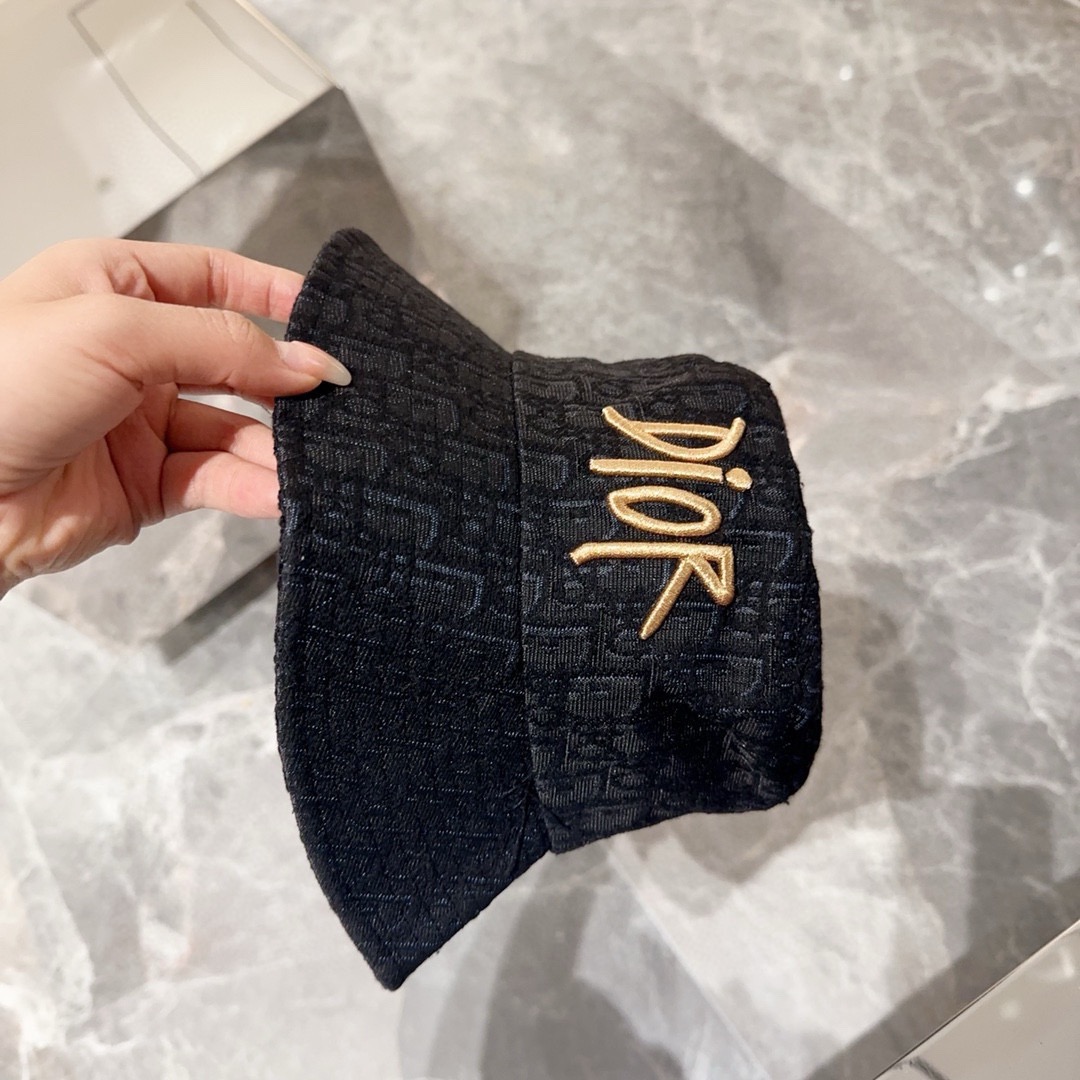 DIOR cap