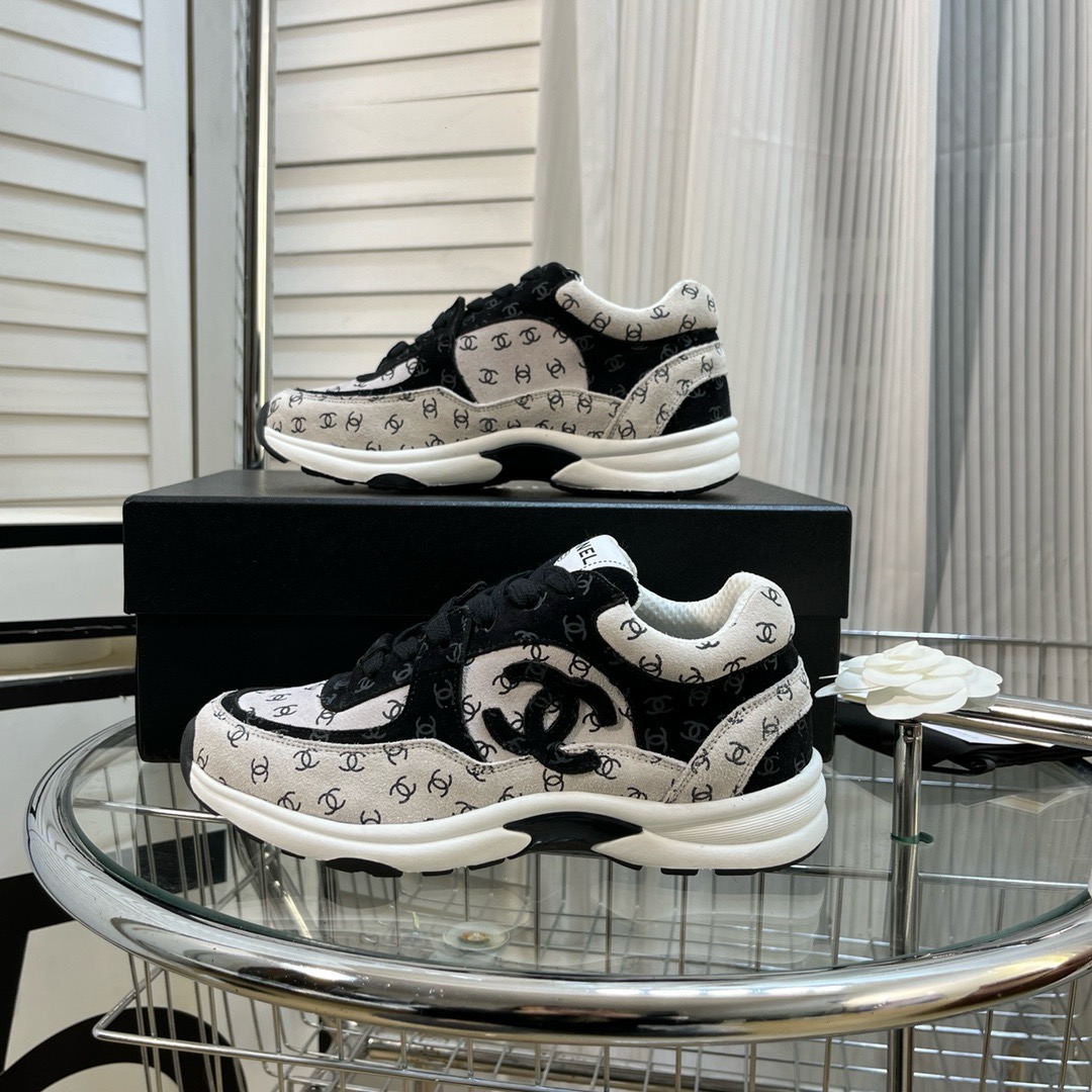 CHANEL white moonlight Flying weaving sneaker