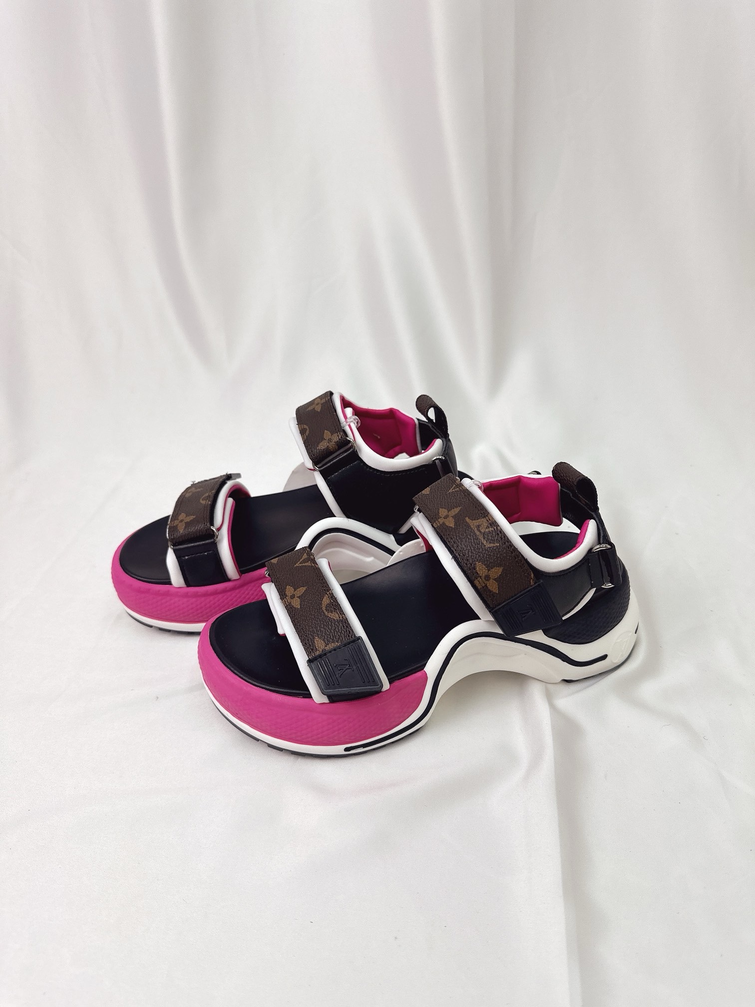 LV Arch bridge sandals