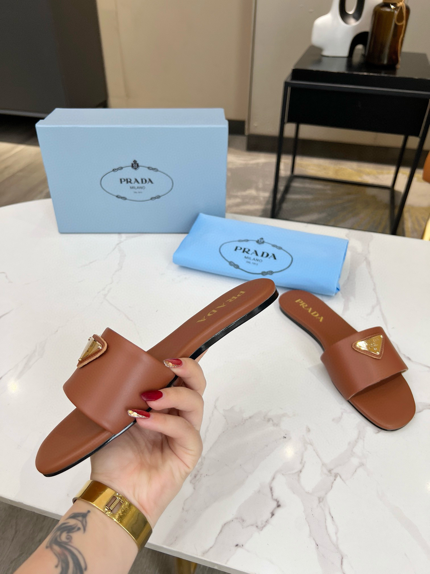 prada Triangle logo flat bottomed women's shoes Diamond slippers size 35-43