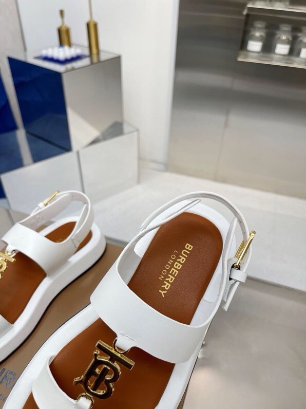 Burberry  Embroidered plaid sandals