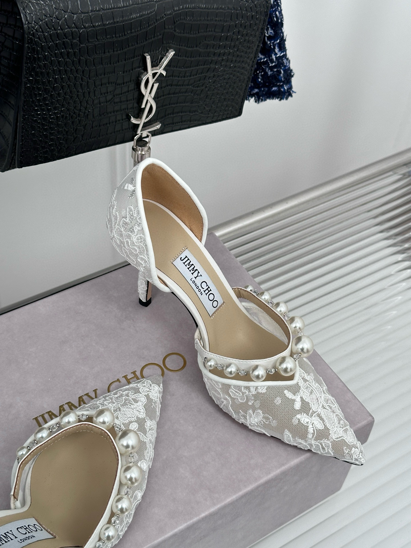 Jimmy Choo  Classic pearl lace high heels Imported lace fabric size 35-40