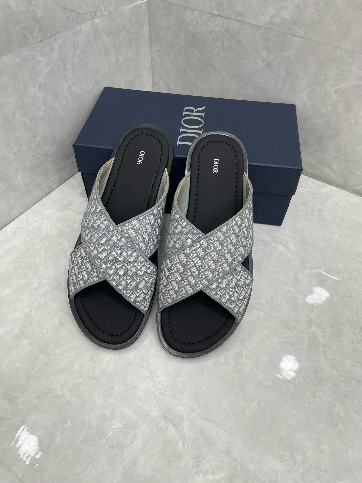 DIOR ALIAS sandal