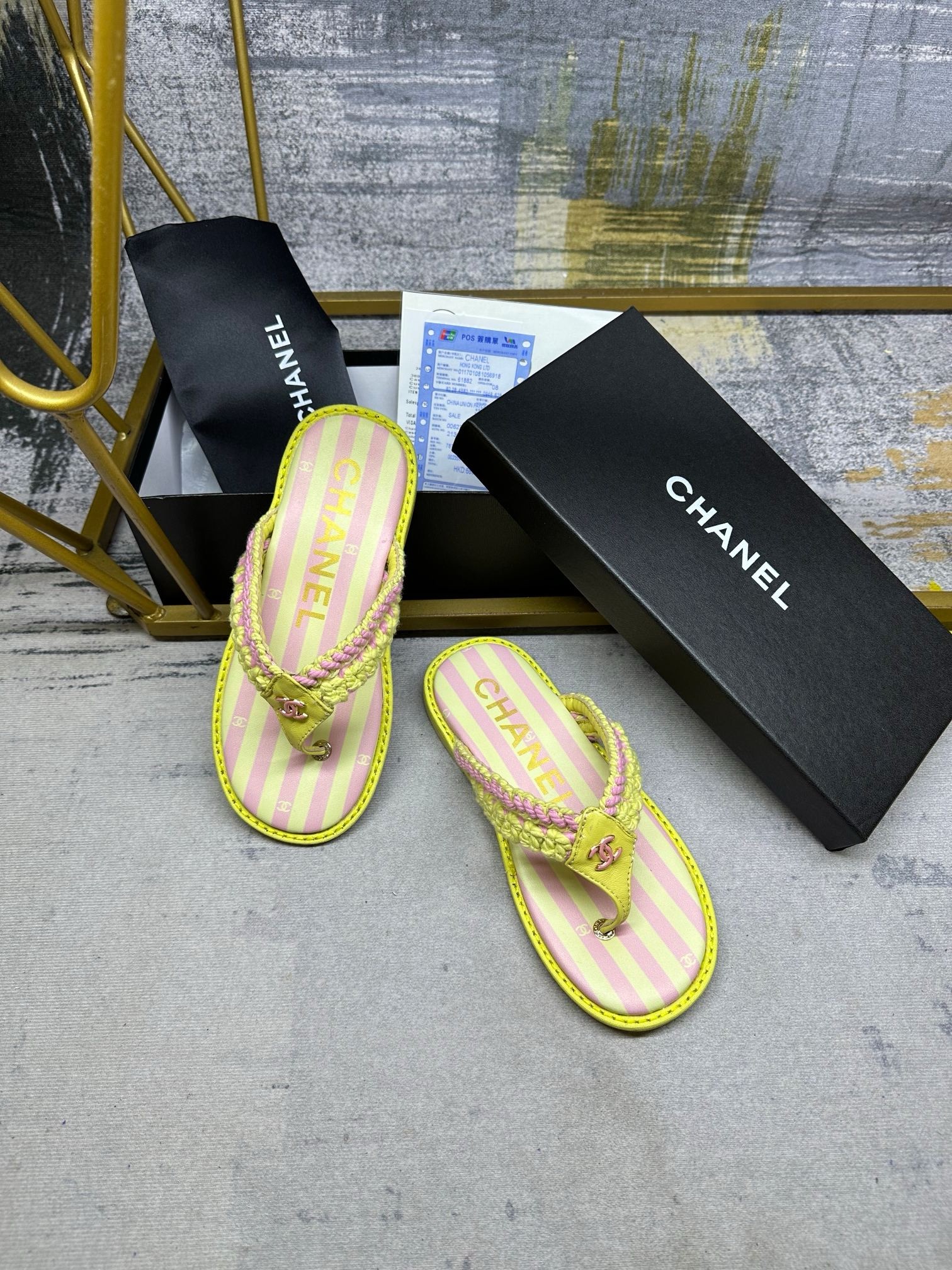 CHANEL Clip-on slippers