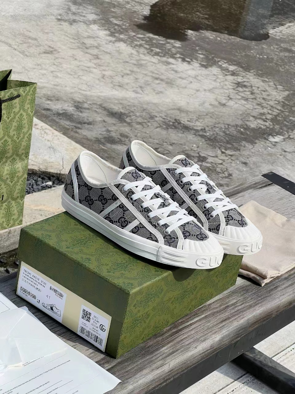 GUCCI WOMEN'S GG CANVAS TRAINER