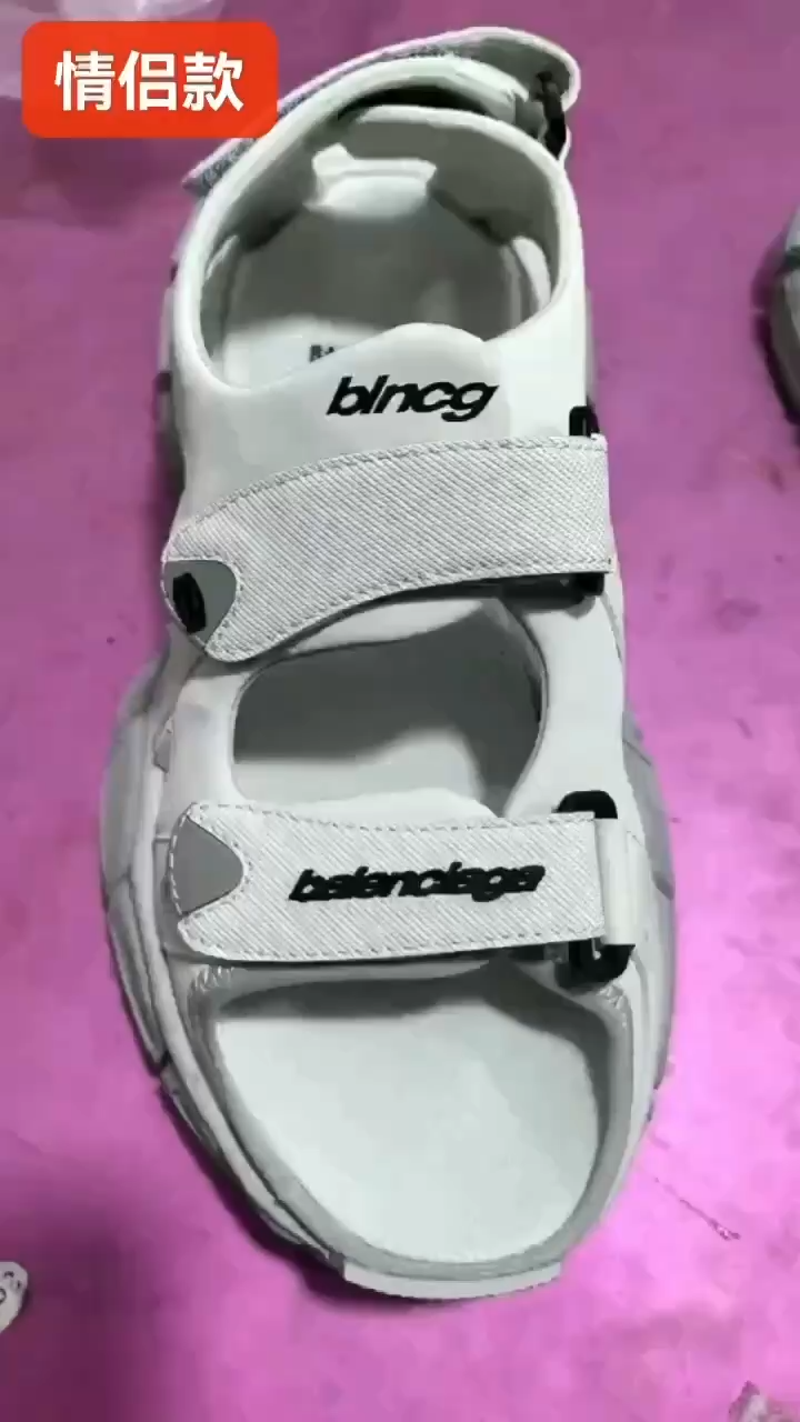 Balenciaga AW22 HD sneaker Hole sandal
