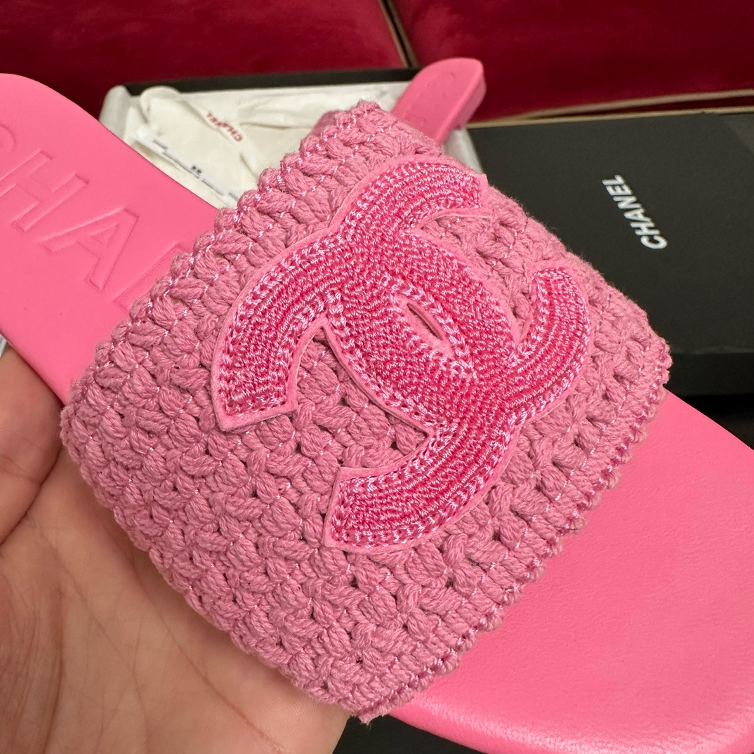 CHANEL  coco beach Woven slippers