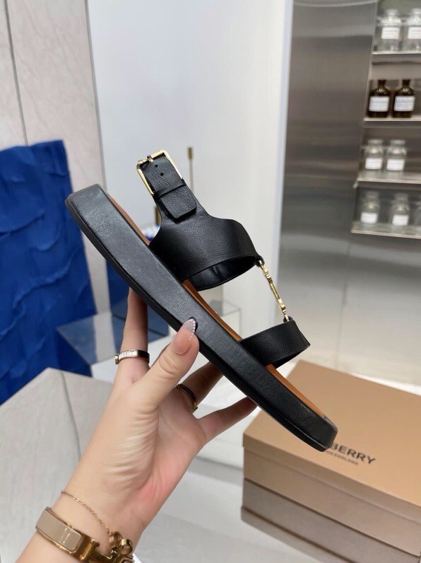 Burberry  Embroidered plaid sandals