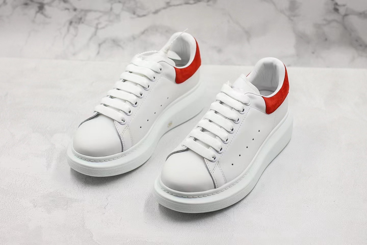Alexander McQueen Couple Little White Shoes