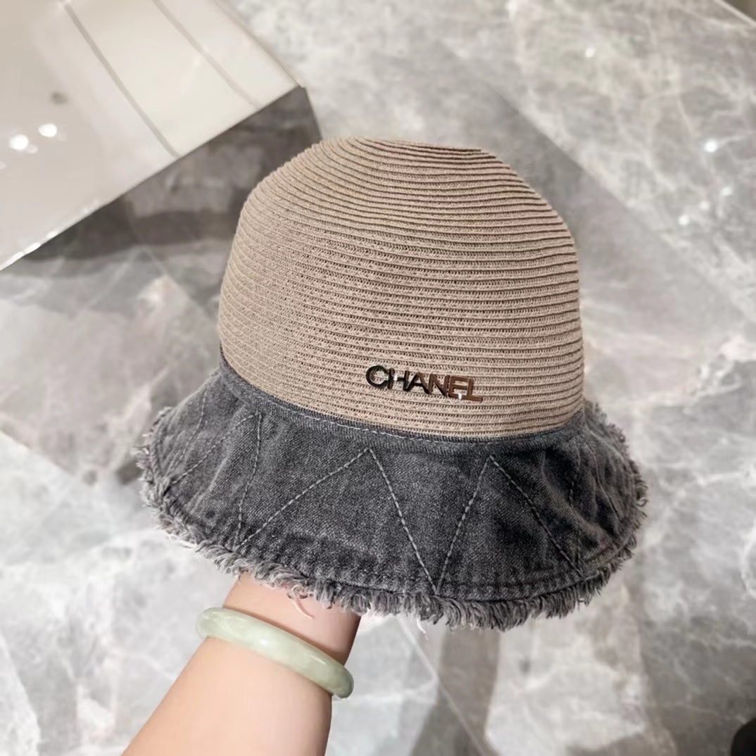 CHANEL cap