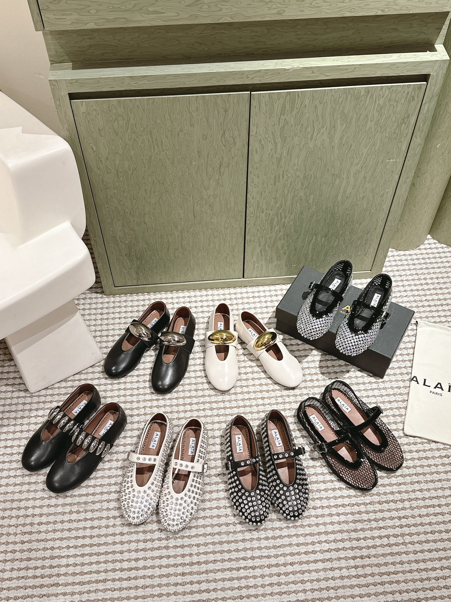 Alaia Classic diamond fishing net ballet shoes