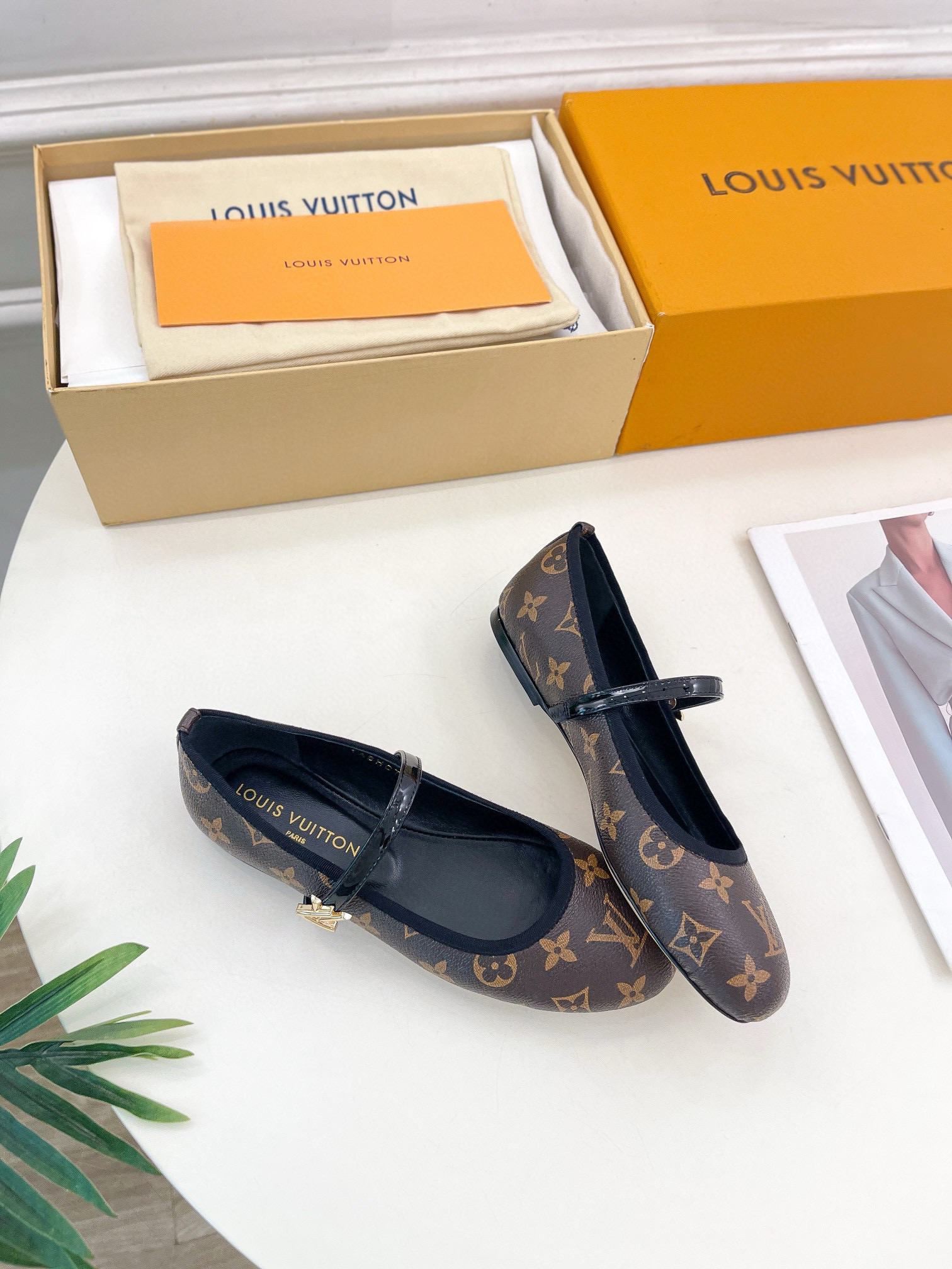LV ROMY Flat ballet shoes