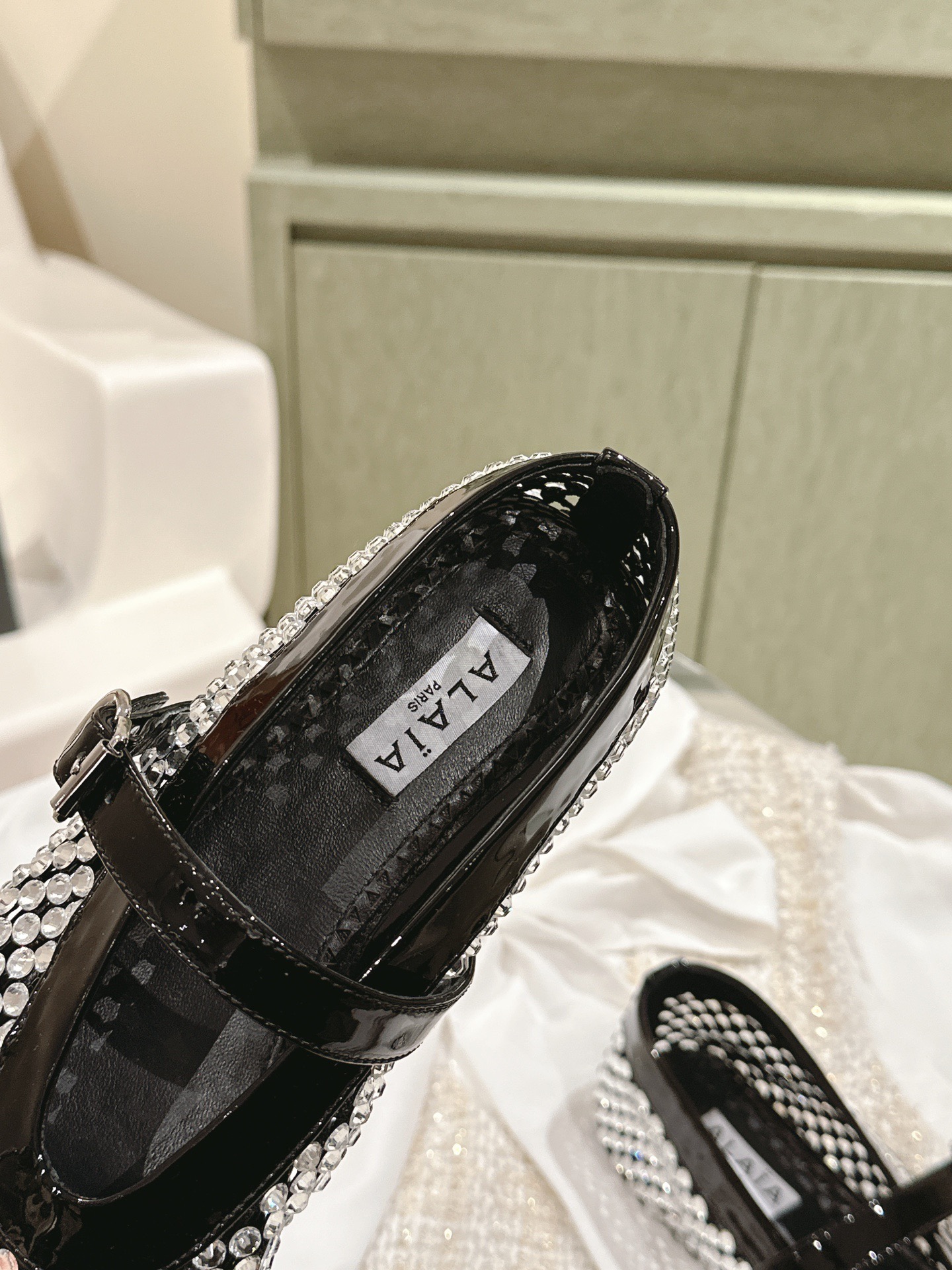 Alaia Classic diamond fishing net ballet shoes