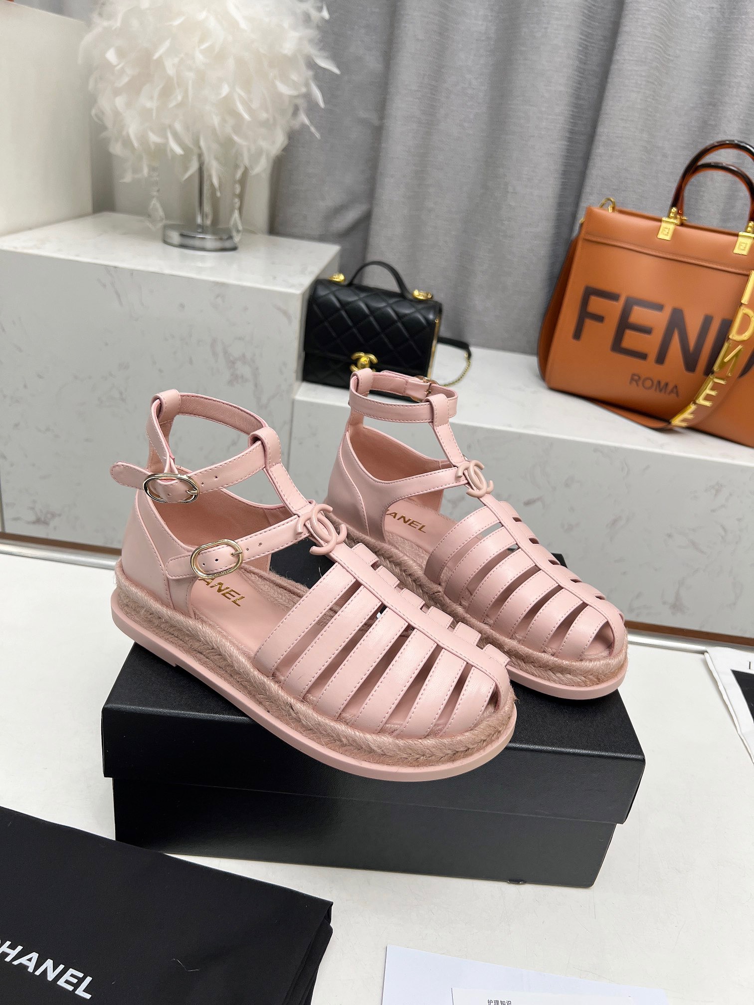 CHANEL Hemp rope woven Roman sandals