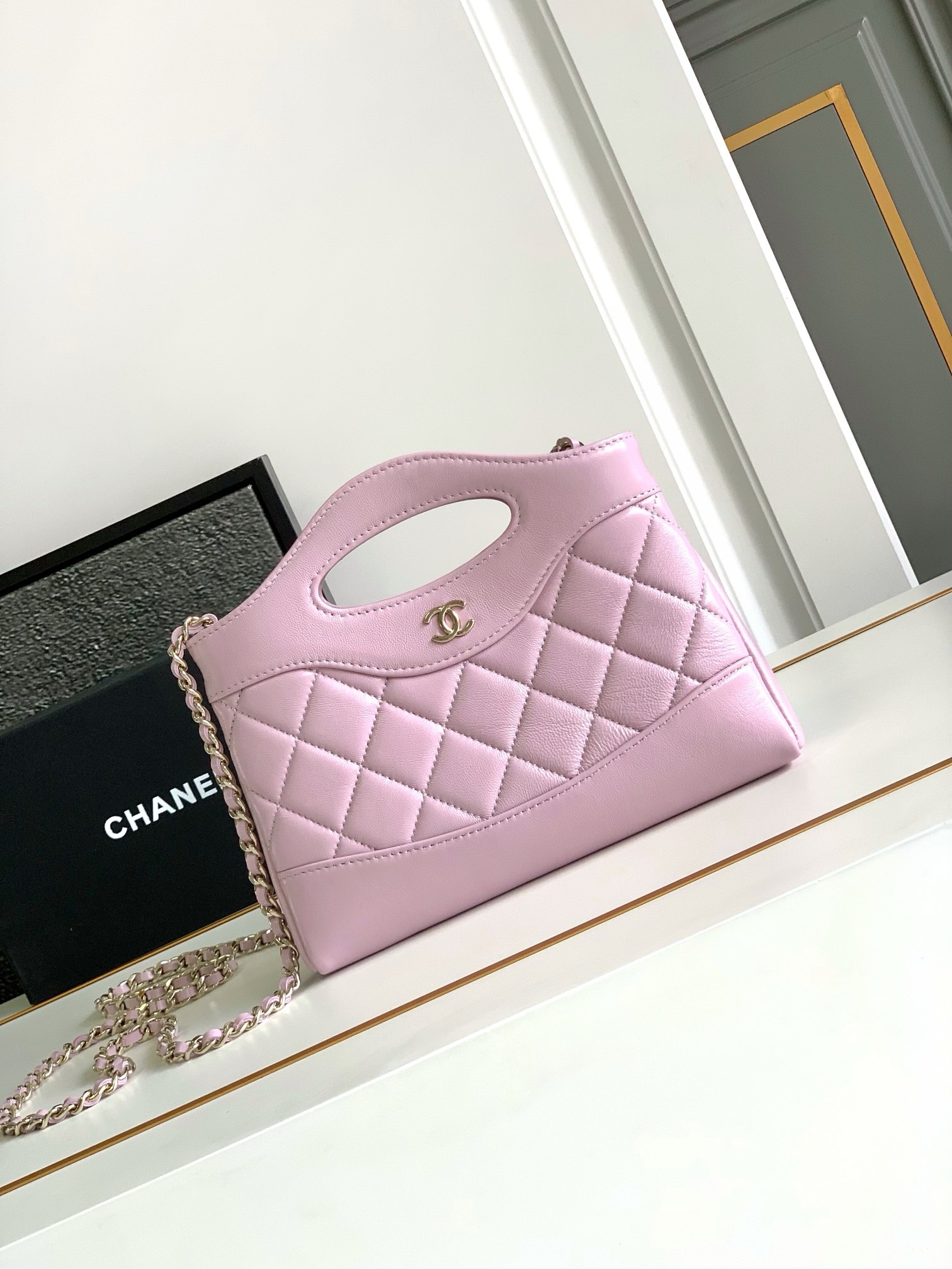 CHANEL 31bag mini nano